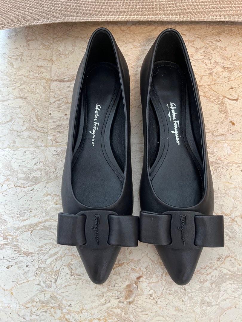 ferragamo viva flat
