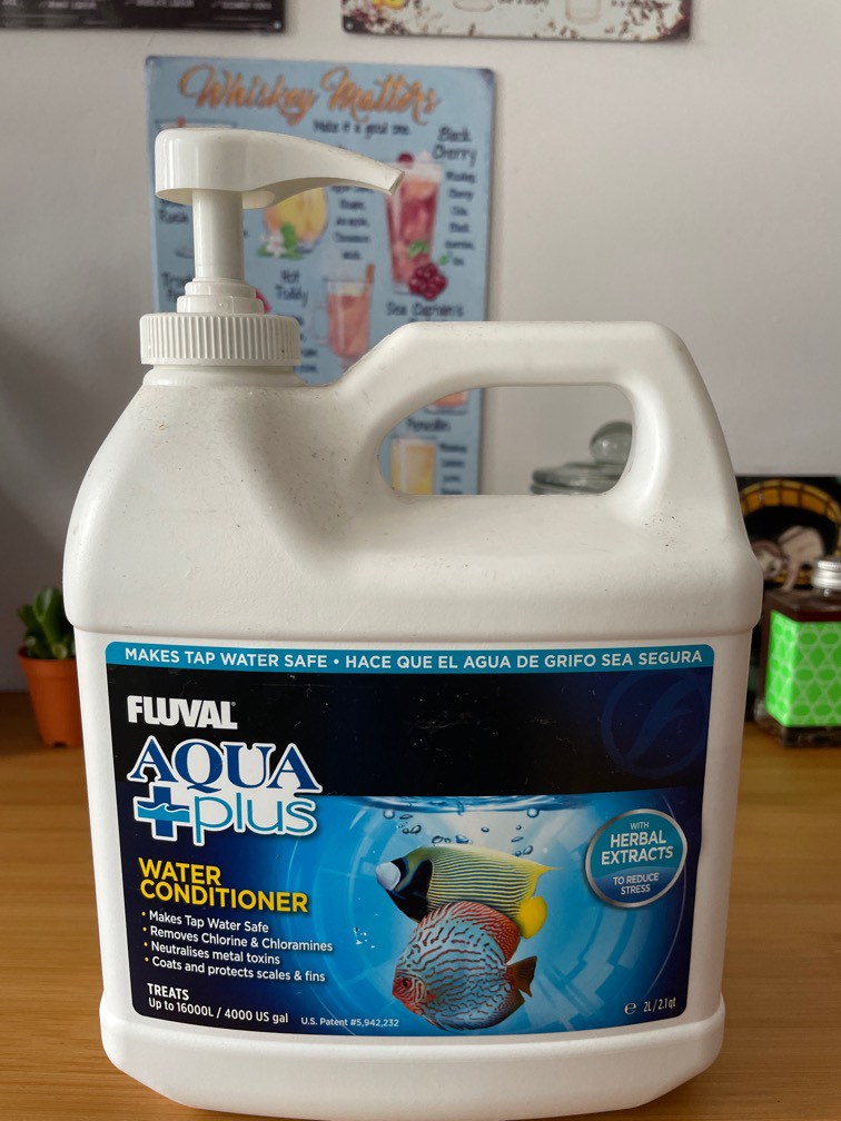 Fluval Aqua Plus water conditioner 2l, Pet Supplies, Homes & Other Pet