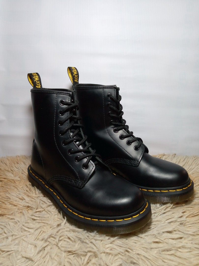 Dr martens 1460 store smooth black sale