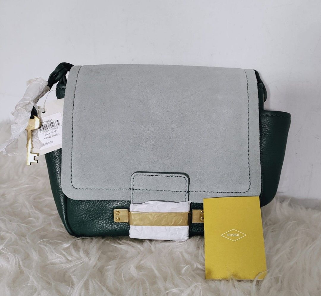 Fossil Ava Flap