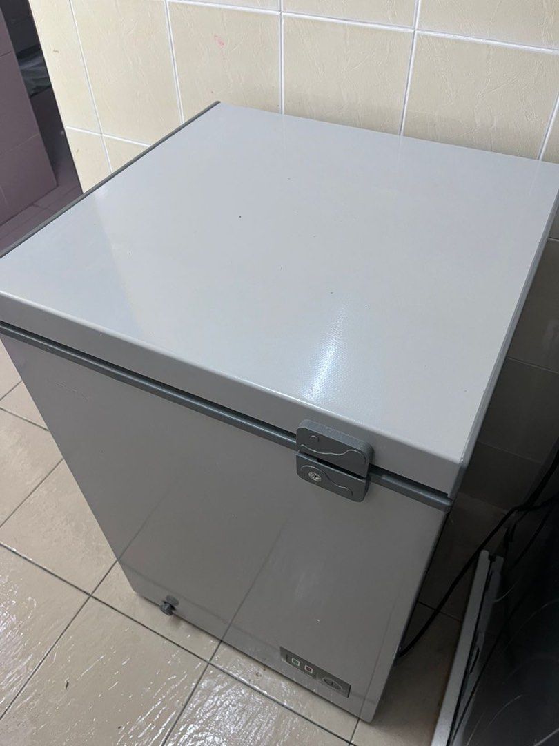 Freezer Elba 130L, TV & Home Appliances, Kitchen Appliances