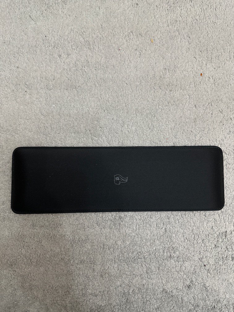 Glorious GMMK wrist rest, Computers & Tech, Parts & Accessories