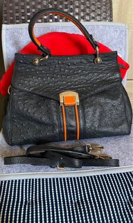(Category: ) located in . Submitted by fab_glam_preloved (Listing ID 1223979435, Image 1). Description: .