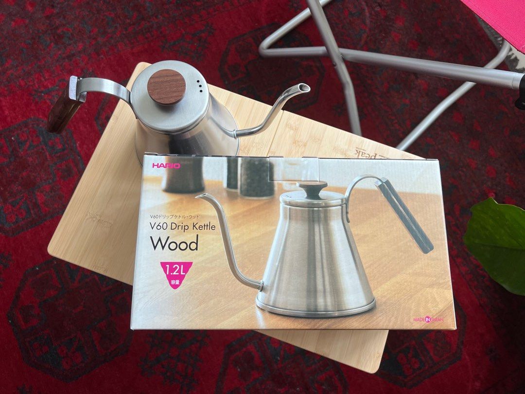 Hario Kettle made in Japan 1.2l, Sports Equipment, Hiking & Camping on