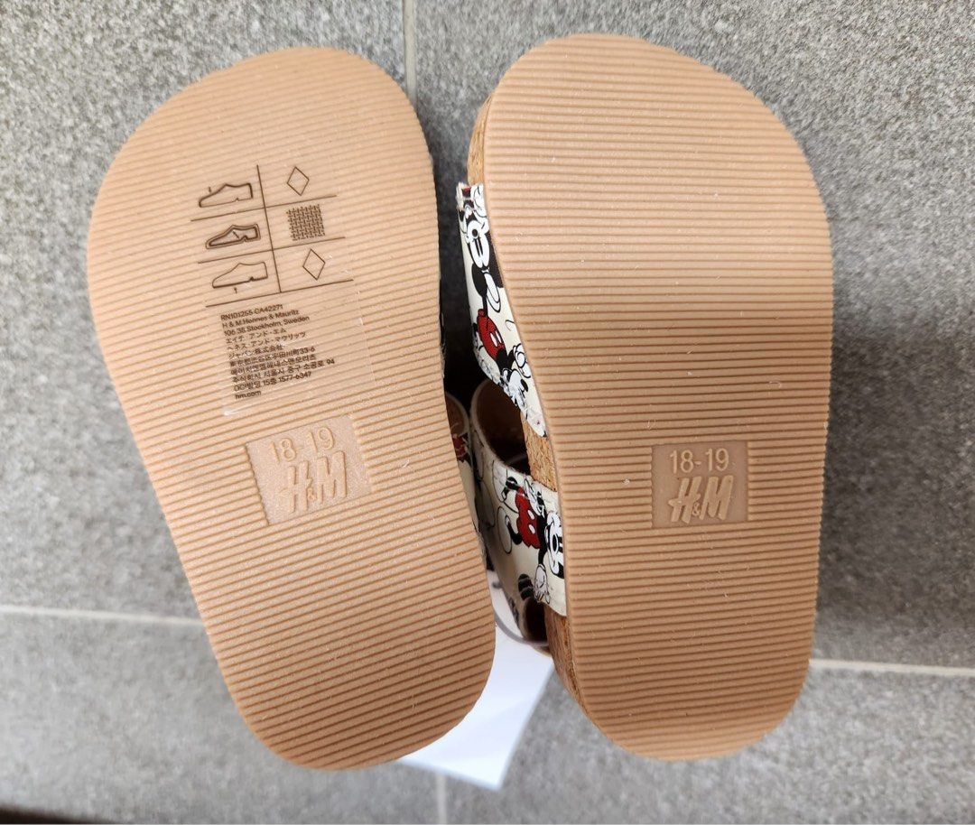 Mickey mouse 2024 sandals h&m