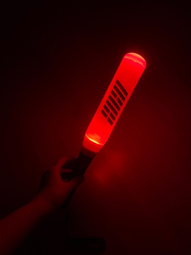 Ikon Official Lightstick Ver 1 Hobbies And Toys Collectibles