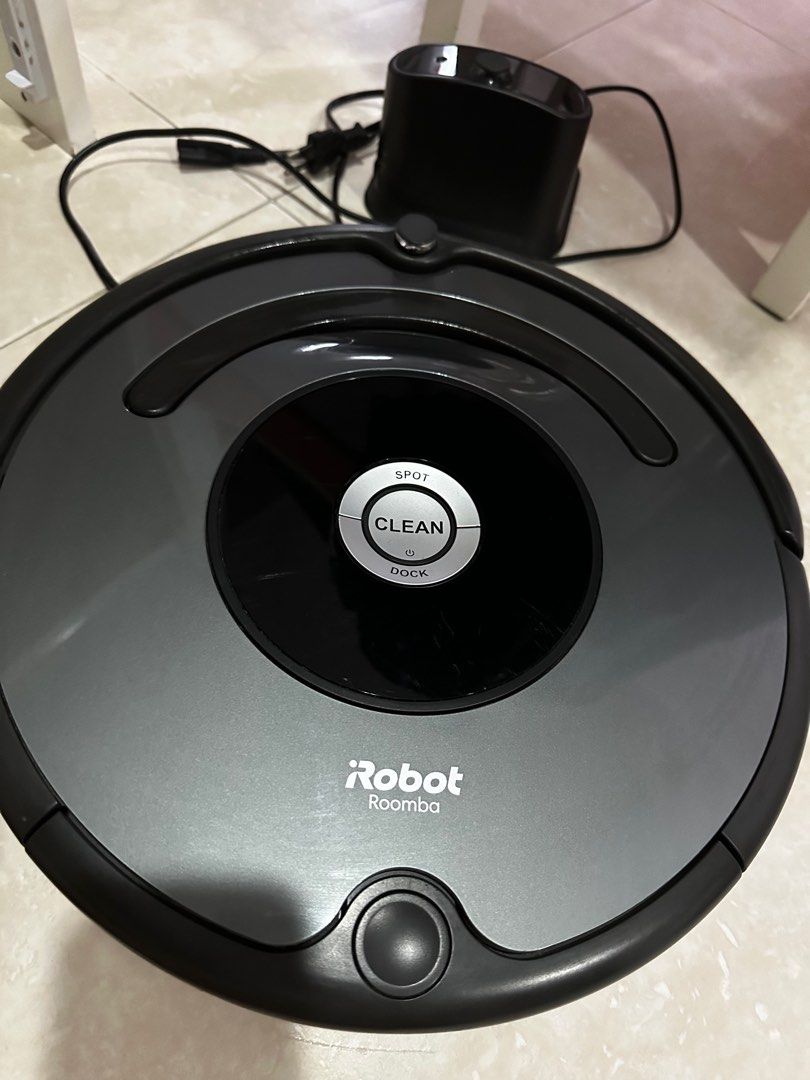 iRobot Roomba 637 vaccum cleaner