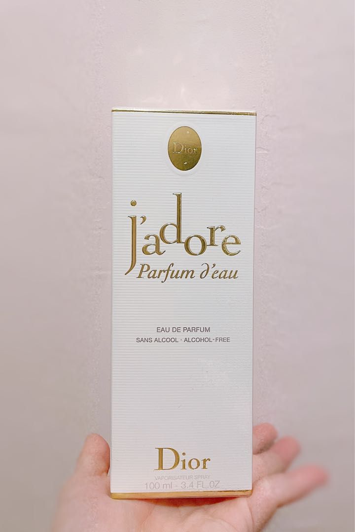 J'adore Parfum d'eau: Alcohol-Free Fragrance with Floral Notes