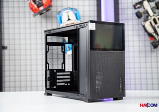 Case & Monitors Collection item 1