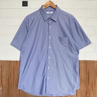 Kemeja Uniqlo Striped