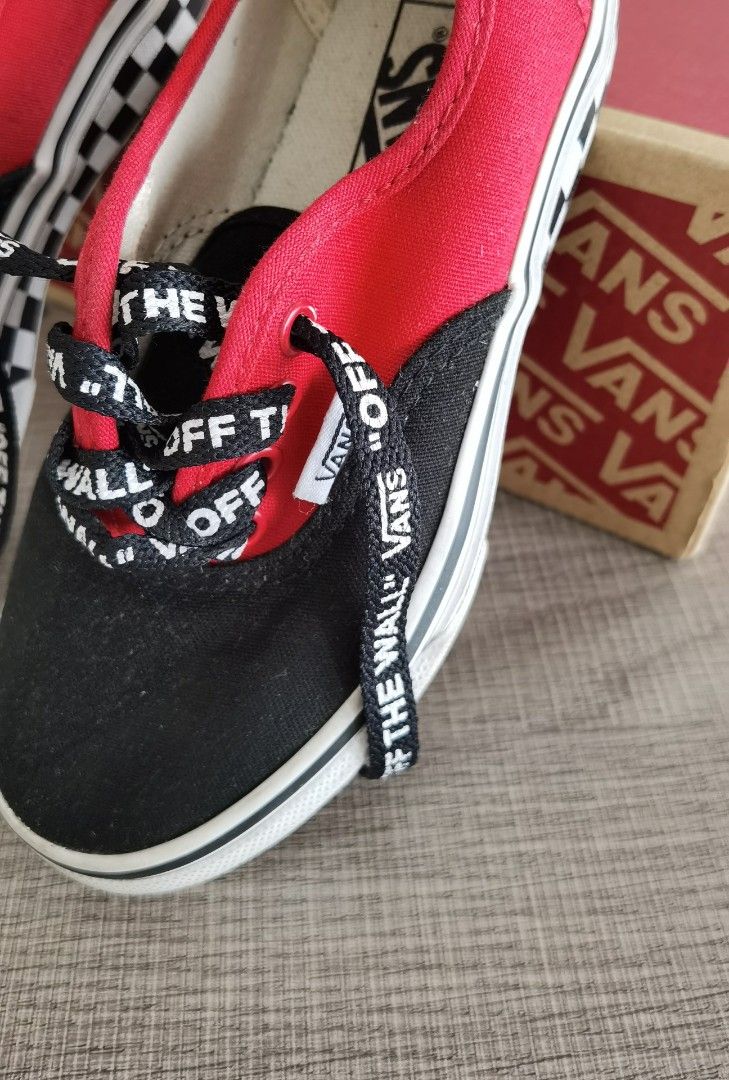 Kids shoes Vans logo pop