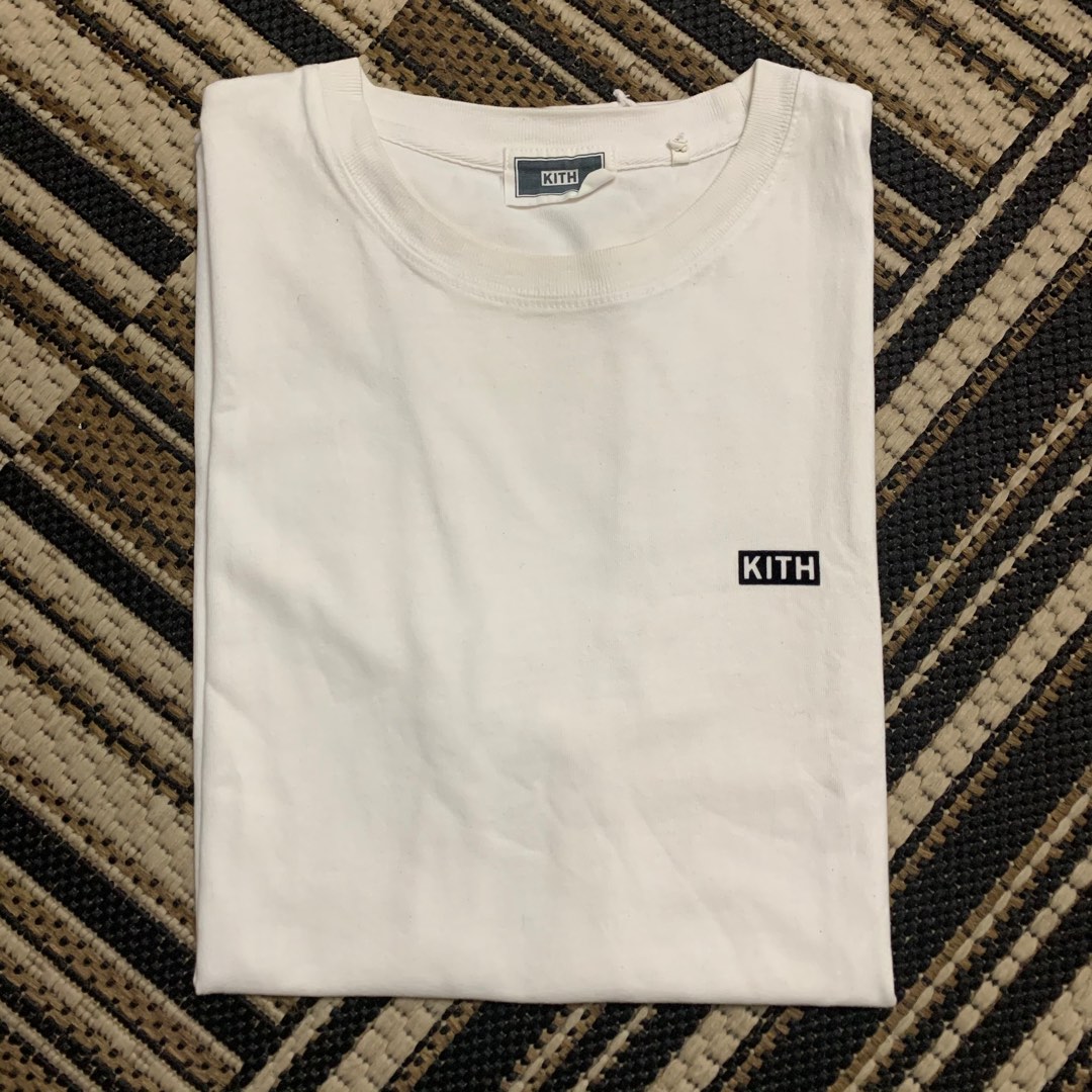 Kith box deals logo shirt