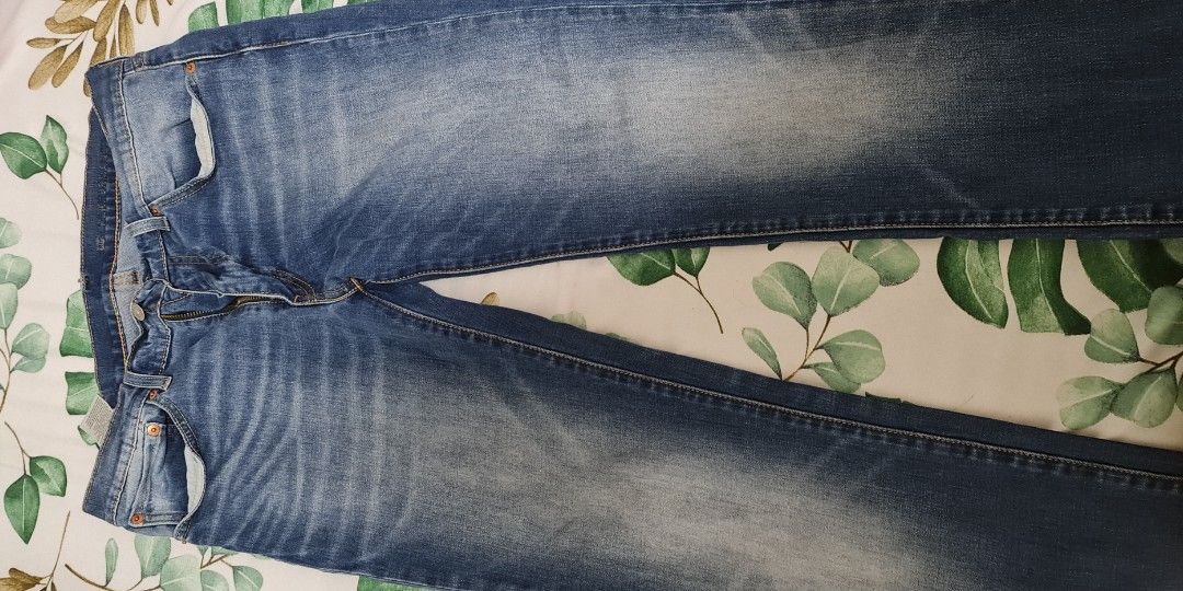Levi's Jeans Size 34, Men's Fashion, Bottoms, Jeans on Carousell
