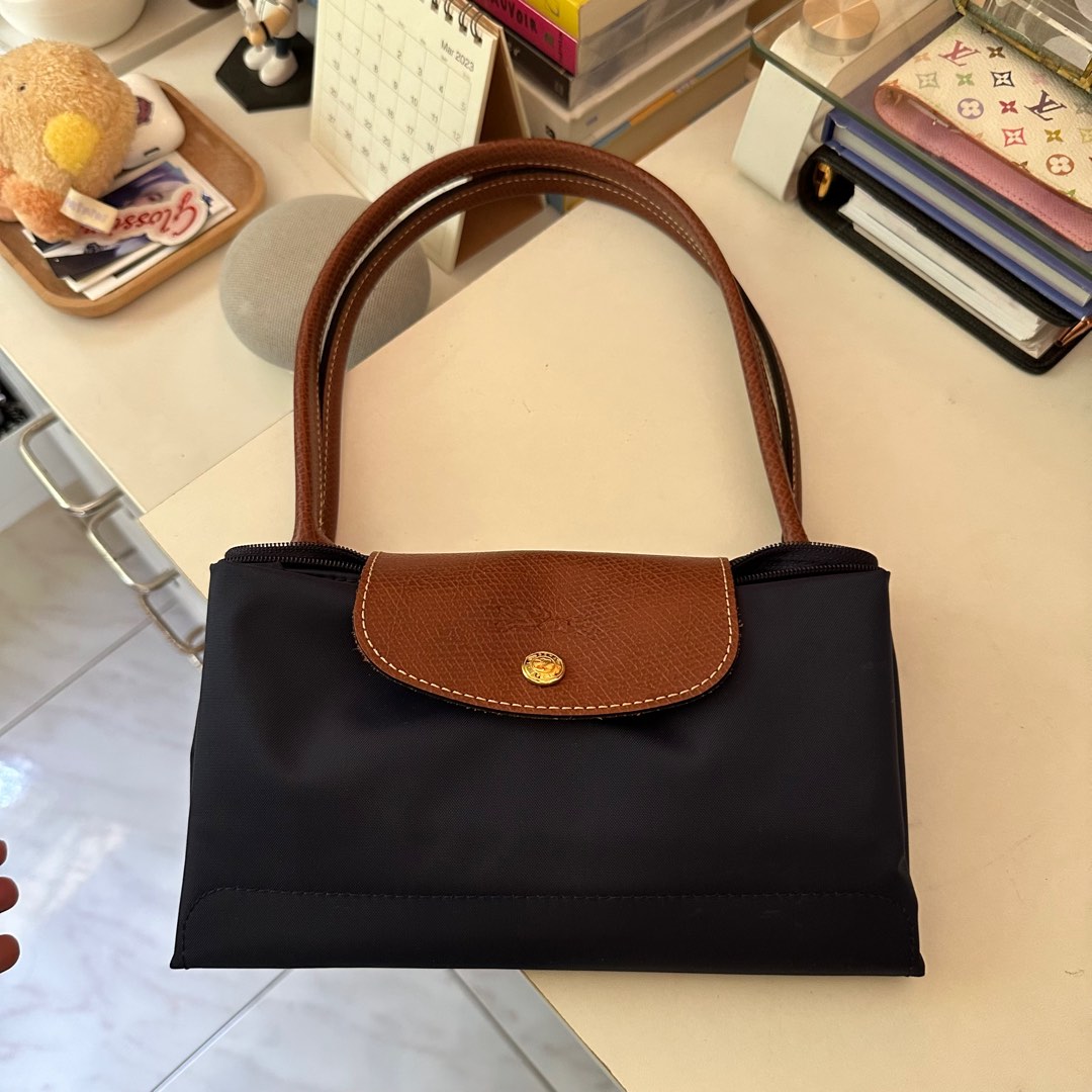 Longchamp Small Long Handle Le Pliage on Carousell