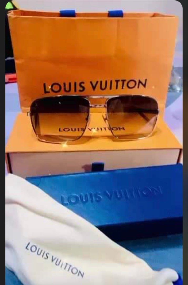 LOUIS VUITTON SHADES (Category: Luxury Accessories) located in Manila. Submitted by ilvoelv (Listing ID 1224129058, Image 2). Description: authentic money back if proven fake check all you want .