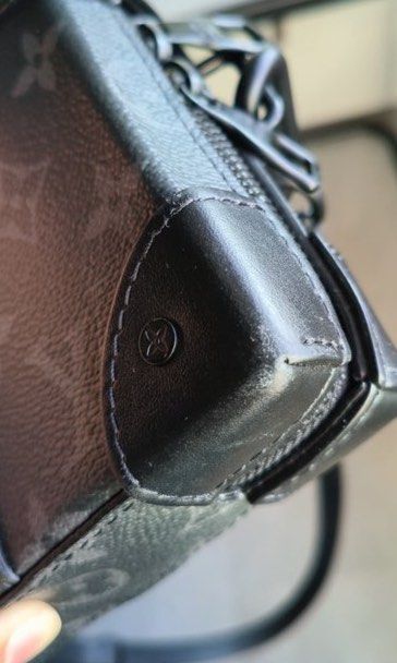 LOUIS VUITTON Soft Trunk Wallet Shoulder Bag M69838