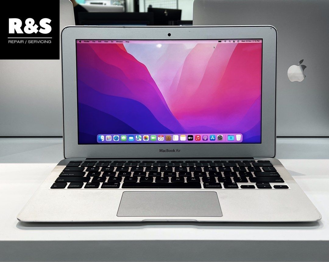 MacBook Air 11インチ(Early2015) - MacBook本体