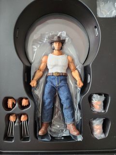 Mezco One:12 Logan Wolverine
