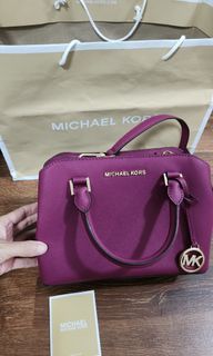 Buy MICHAEL KORS Michael Kors Super Small Solid Color Leather Ladys  Handheld Strap Shopping Bag 2023 Online  ZALORA Singapore