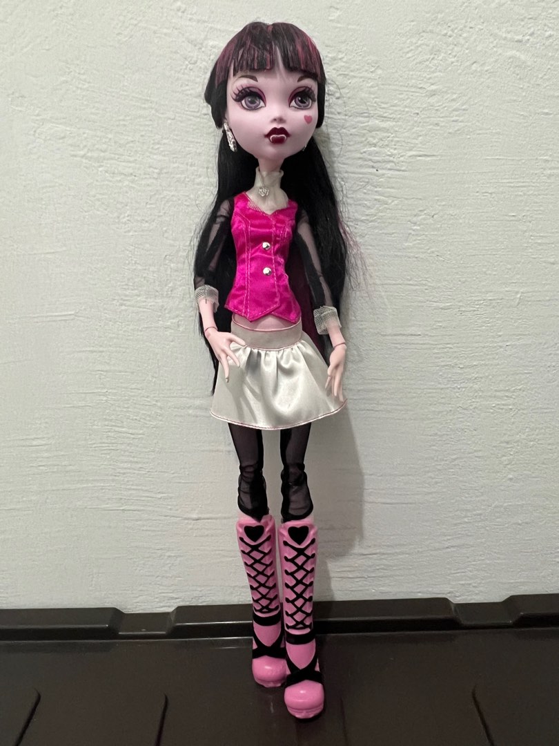 Monster High Frightfully Tall Ghouls Draculaura Doll 17 Preloved On