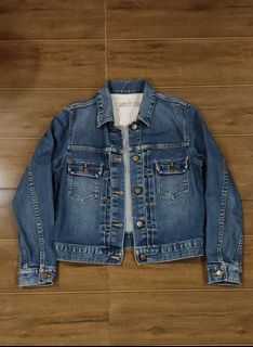 (Category: ) located in . Submitted by OtitsOutfits (Listing ID 1223971347, Image 1). Description: .
