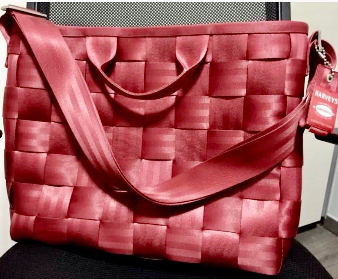 Harveys executive tote sales