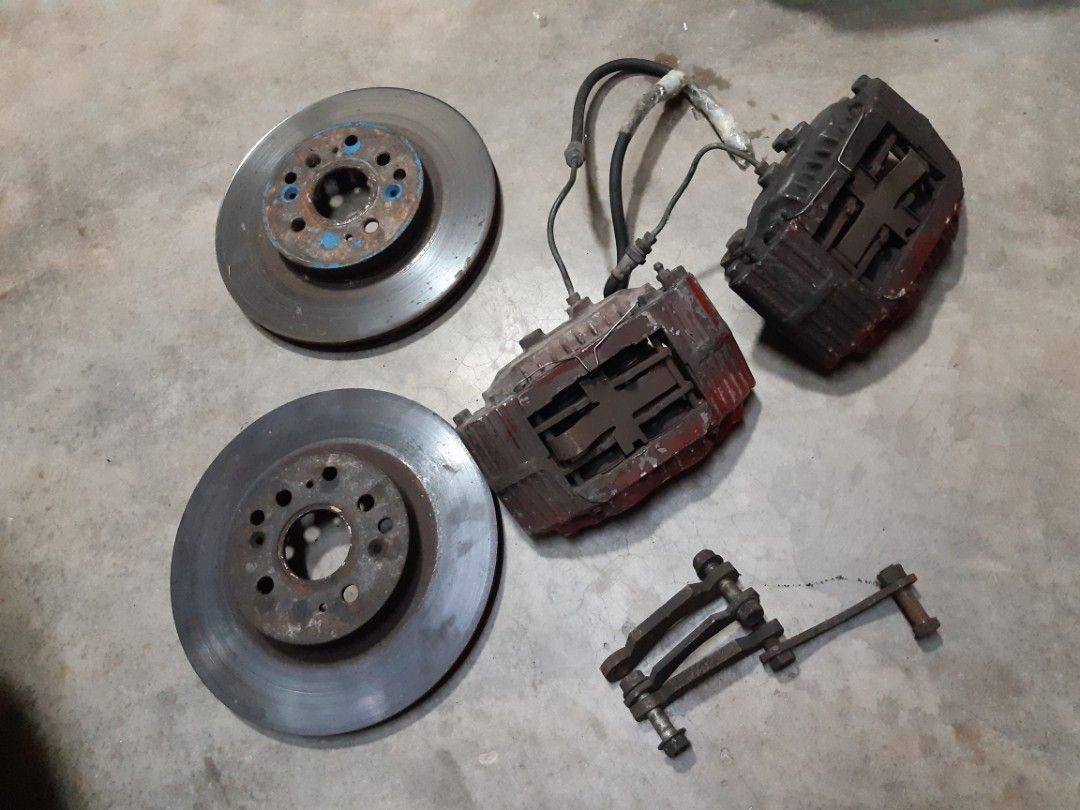 Myvi brake caliper nissan skyline r32 4pot plug&play Myvi 1.3 1.5, Auto