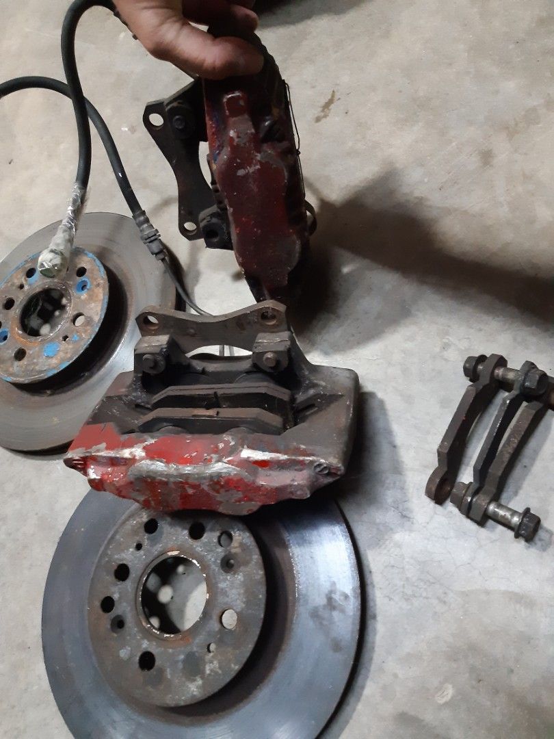 Myvi brake caliper nissan skyline r32 4pot plug&play Myvi 1.3 1.5, Auto