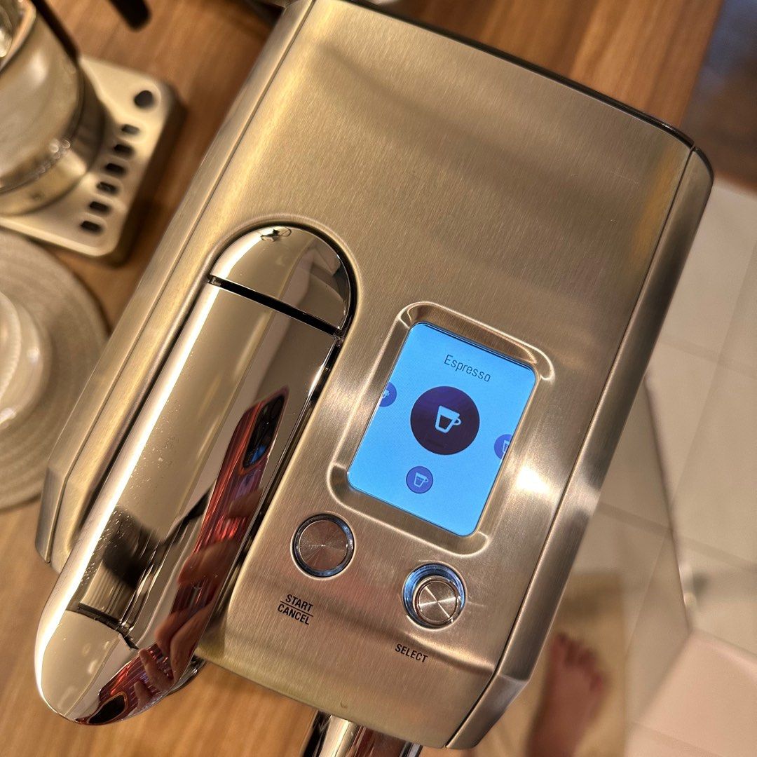 Nespresso Creatista Plus Coffee Machine includes 1 packet descale