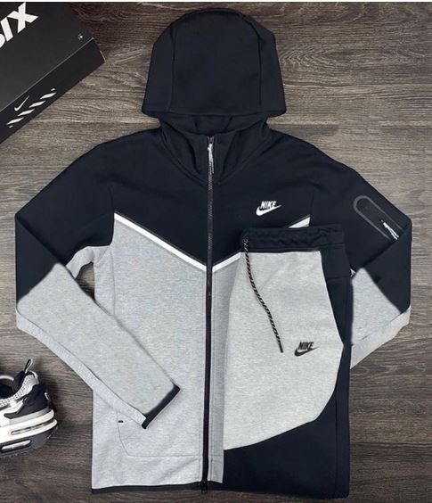 Grey and black nike tech fleece clearance