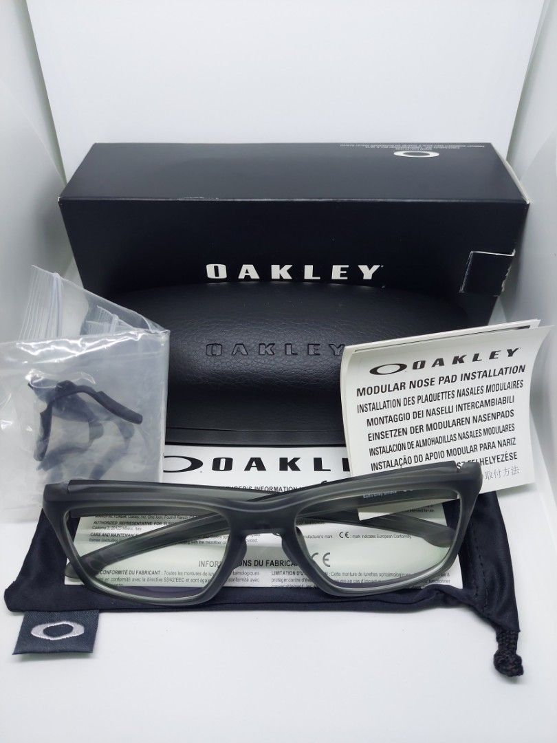 Oakley OX8140 LITEBEAM, Men's Fashion, Watches & Accessories