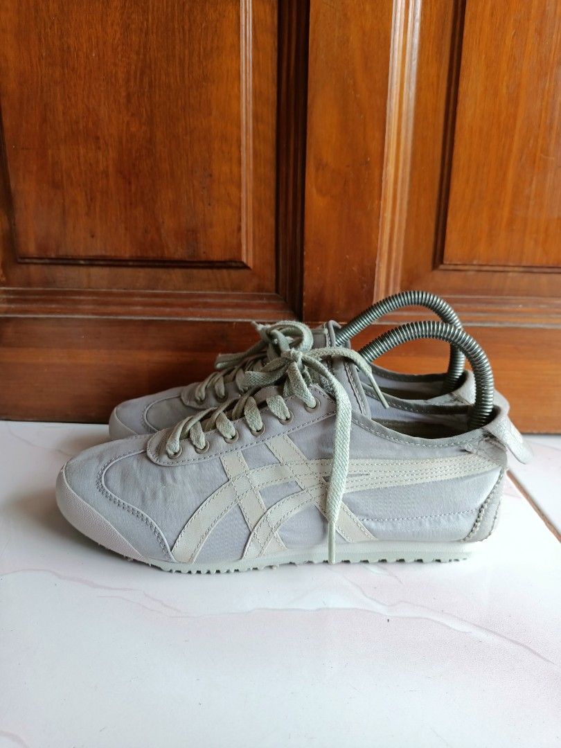 how to clean onitsuka suede shoes