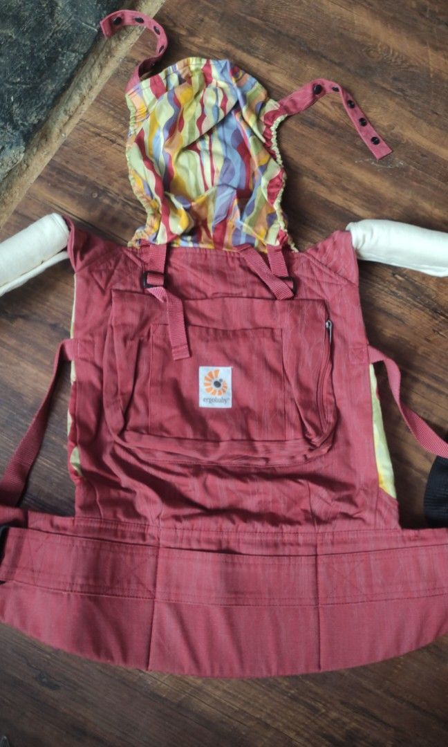 Ergobaby sangria hot sale