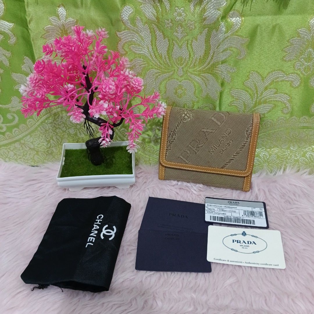 Authentic Prada Card Holder, Luxury, Bags & Wallets on Carousell