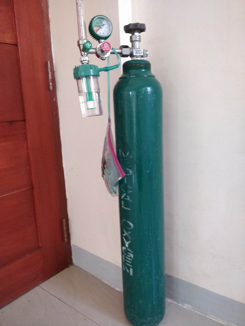 Oxygen Tank, Health & Nutrition, Medical Supplies & Tools on Carousell