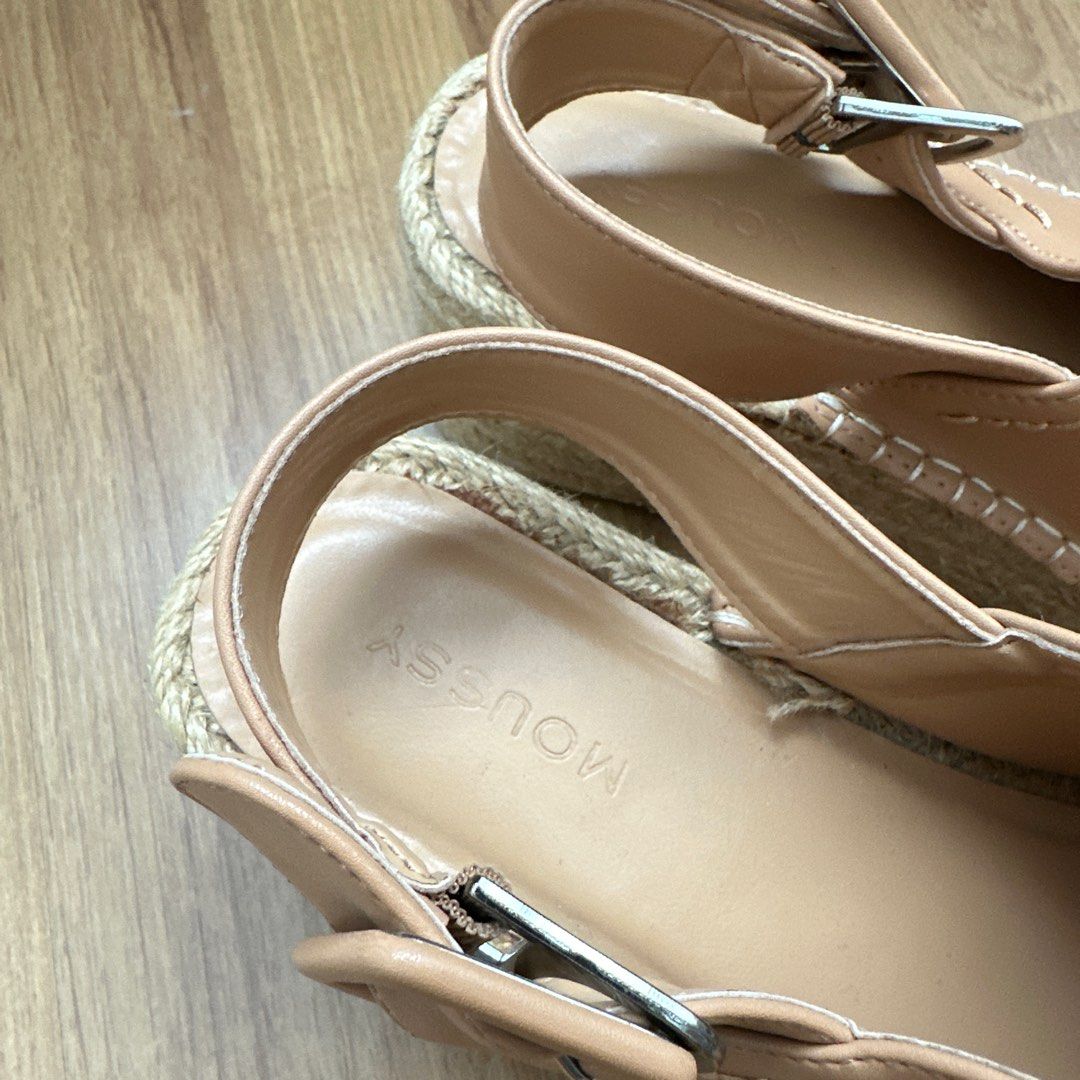 Sofft best sale nadira sandal