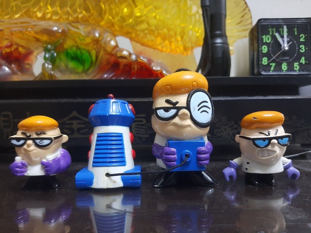 RARE DEXTER'S LABORATORY CARTOON NETWORK (Category: Figurines & Statues) located in Valenzuela. Submitted by havenstoybarn_ (Listing ID 1224050923, Image 2). Description: see pics for details small figs, est almost 2-3inches markings: cartoon network/KFC addtl info: magaan lang yung 1st & 2nd, yung 3rd mabigat figure type. pre loved items! but in good condition.