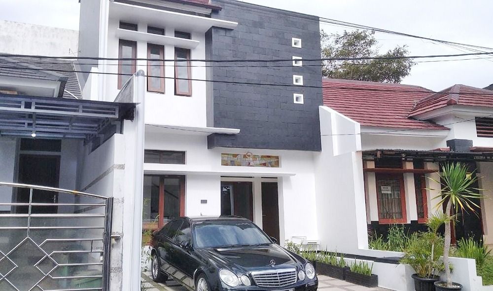 rumah_dijual_di_antapani_regen_1680321070_3c69ef2a_progressive