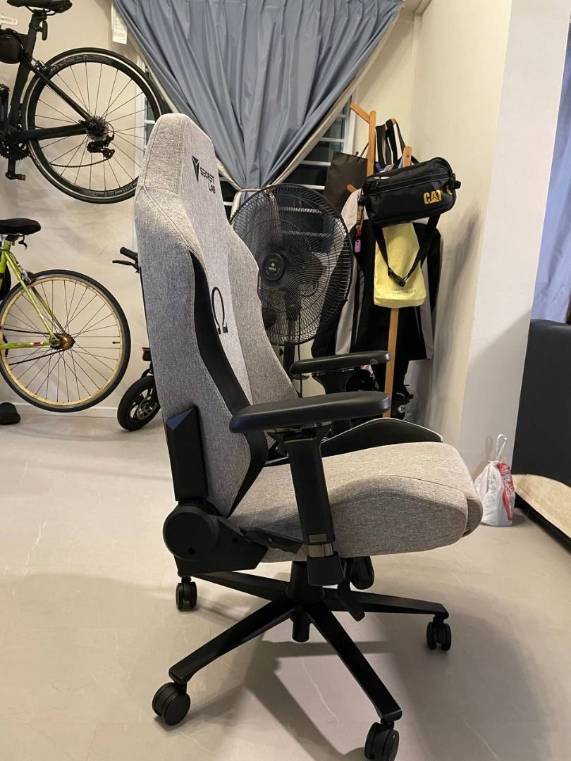 Secret Lab Omega 2020, Furniture & Home Living, Furniture, Chairs on ...
