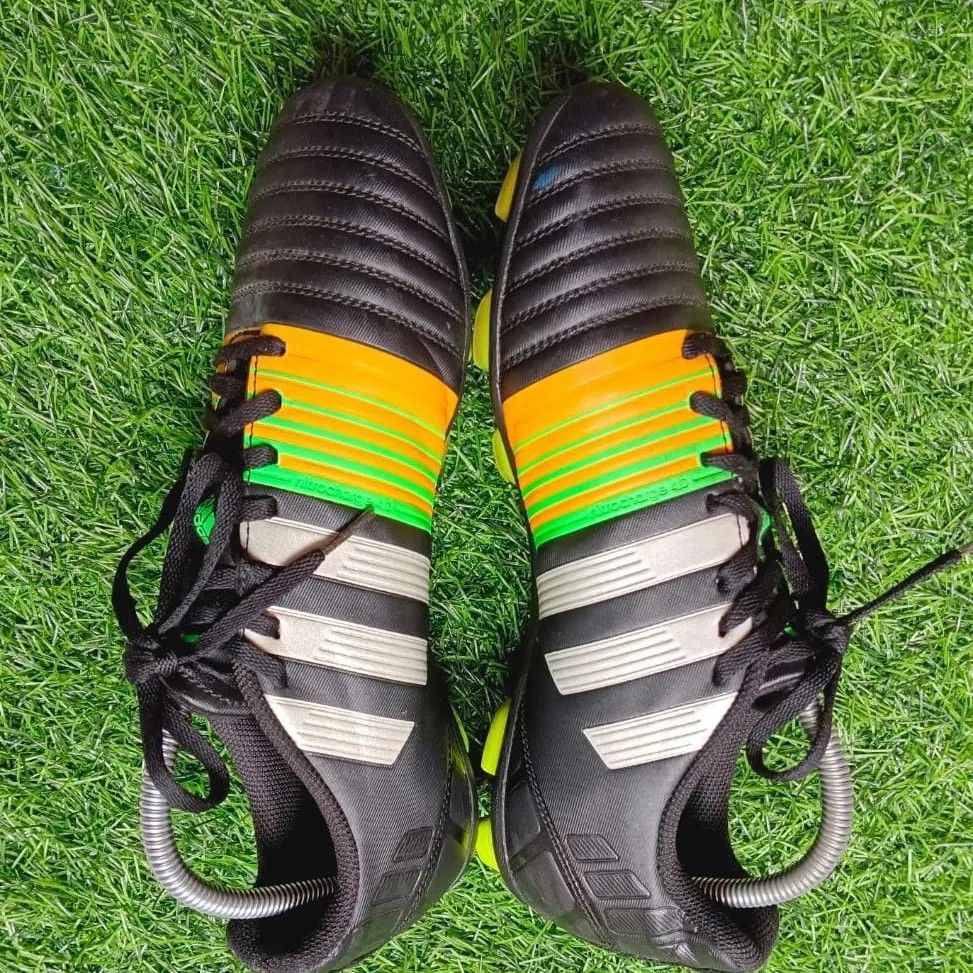 Sepatu bola Adidas nitrocharge 4.0 hg Olah Raga Perlengkapan