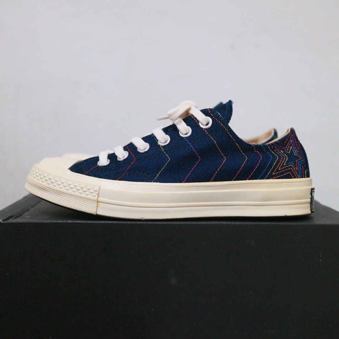 Sepatu Converse Chuck Taylor 70s low Exploding Rainbow Star