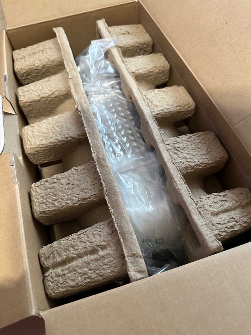 Smeg ECF01WHUK 50's style espresso coffee machine (White), 家庭電器, 廚房電器