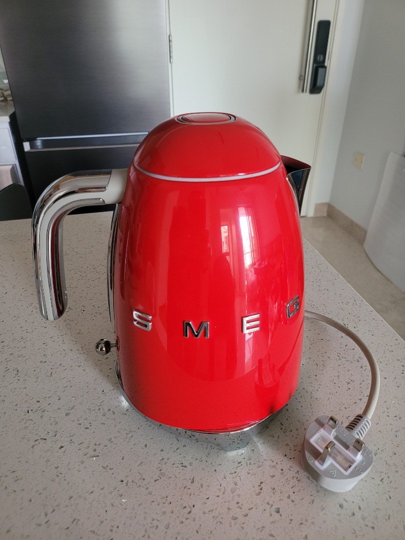 Smeg Kettle KLF01 - Switch won't stay activated. : r/ElectronicsRepair