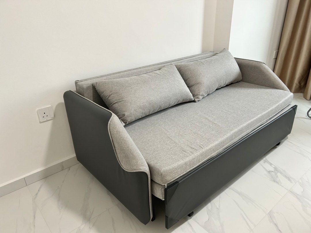 Sofa bed (Category: Sofas) located in Singapore. Submitted by weibingloh (Listing ID 1223975613, Image 2). Description: Bought 2 months ago, but didn’t use it. Selling coz not in use. Self arrange delivery or pick up..