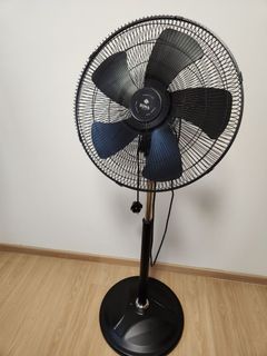 (Category: ) located in . Submitted by natnotech (Listing ID 1224057431, Image 1). Description: .