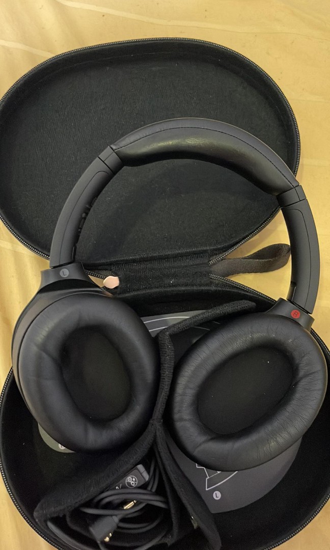 Sony wh-1000xm4, Audio, Headphones & Headsets on Carousell