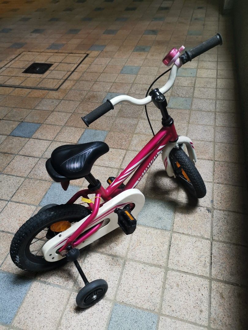 Specialized 12 store inch bike