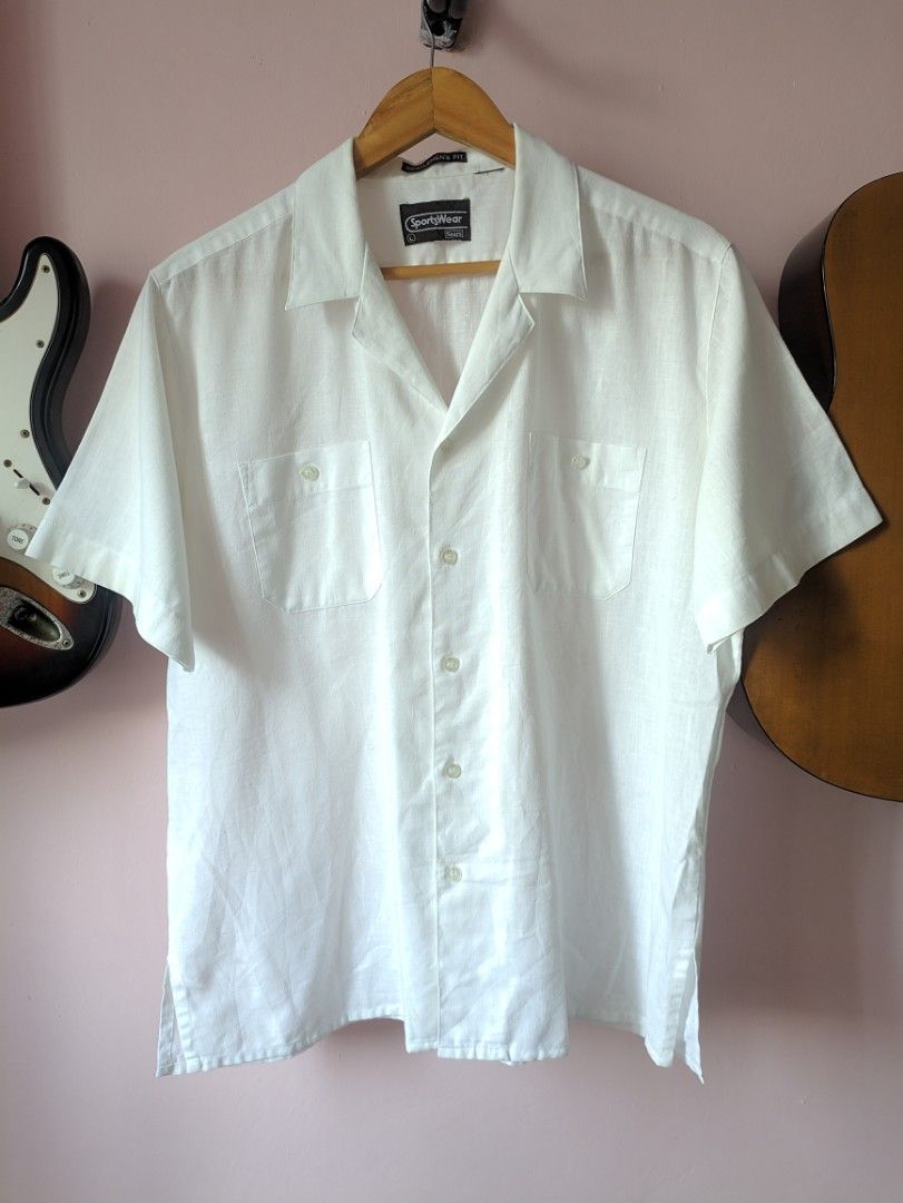 Sportswear White Polo for Men (Category: Tshirts & Polo Shirts ) located in Taguig. Submitted by dropthatstuffph (Listing ID 1224036733, Image 2). Description: size: Large Dimes:24x29 perfect for summer.
