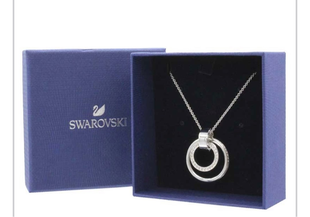 Hollow online pendant swarovski