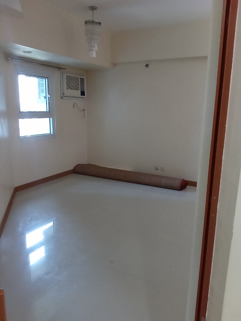 Trion Tower 1 Condominium for sale Bonifacio Global City, Property